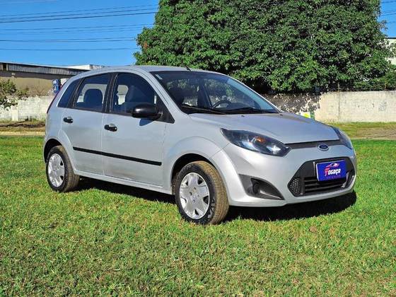 FORD FIESTA 1.6 ROCAM 8V FLEX 4P MANUAL FORD FIESTA 1.6 ROCAM 8V FLEX 4P MANUAL